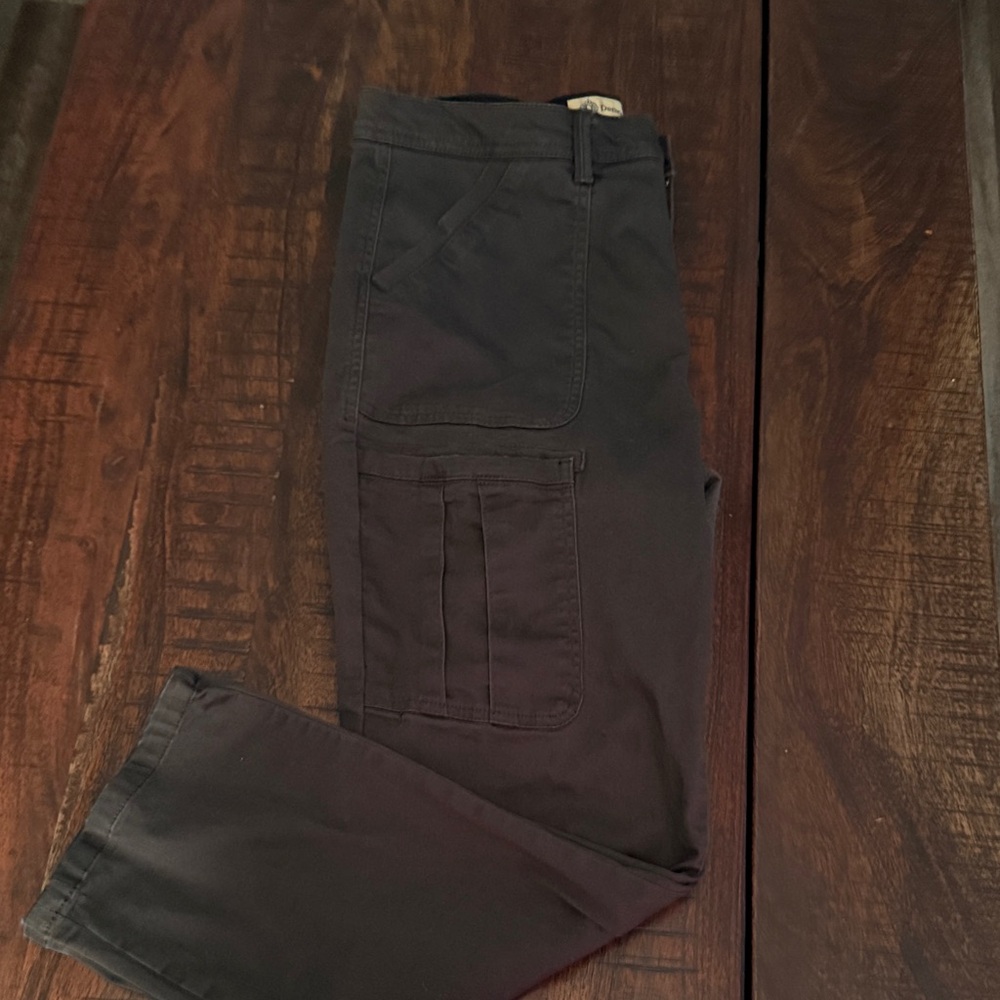 Democracy Charcoal Cargo Pants cropped